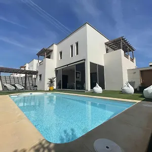 https://holyhome-villa-cinema-perfect-for-families.puertodelcarmen-hotels.org